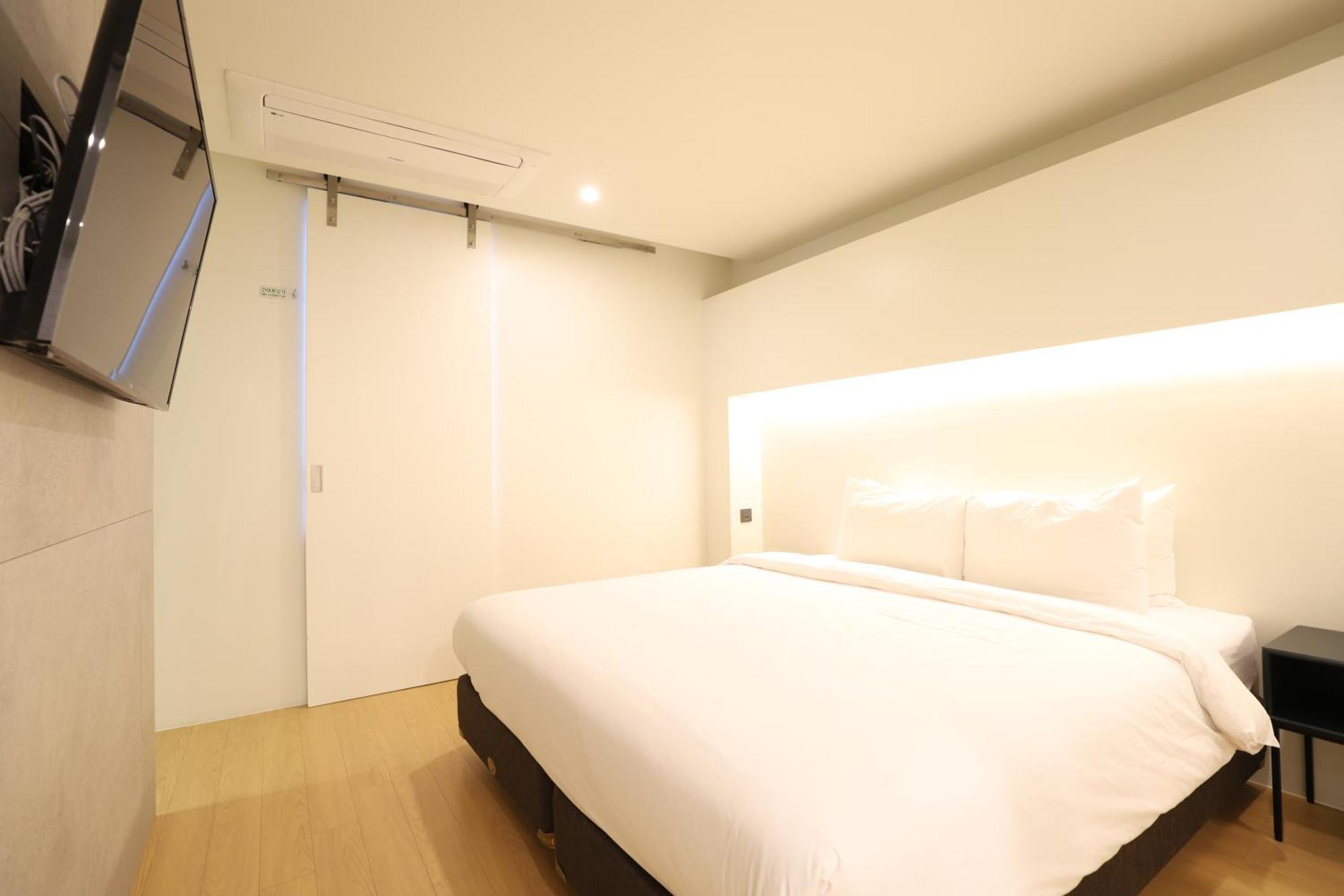 Hotel Intro Busan Exterior photo