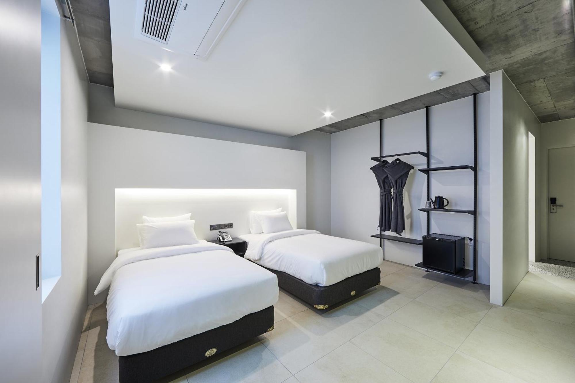 Hotel Intro Busan Exterior photo