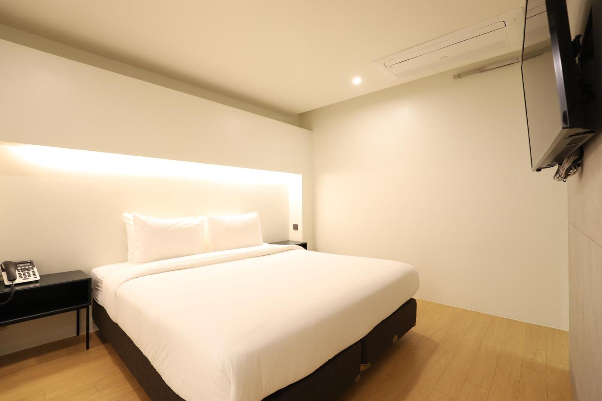 Hotel Intro Busan Exterior photo