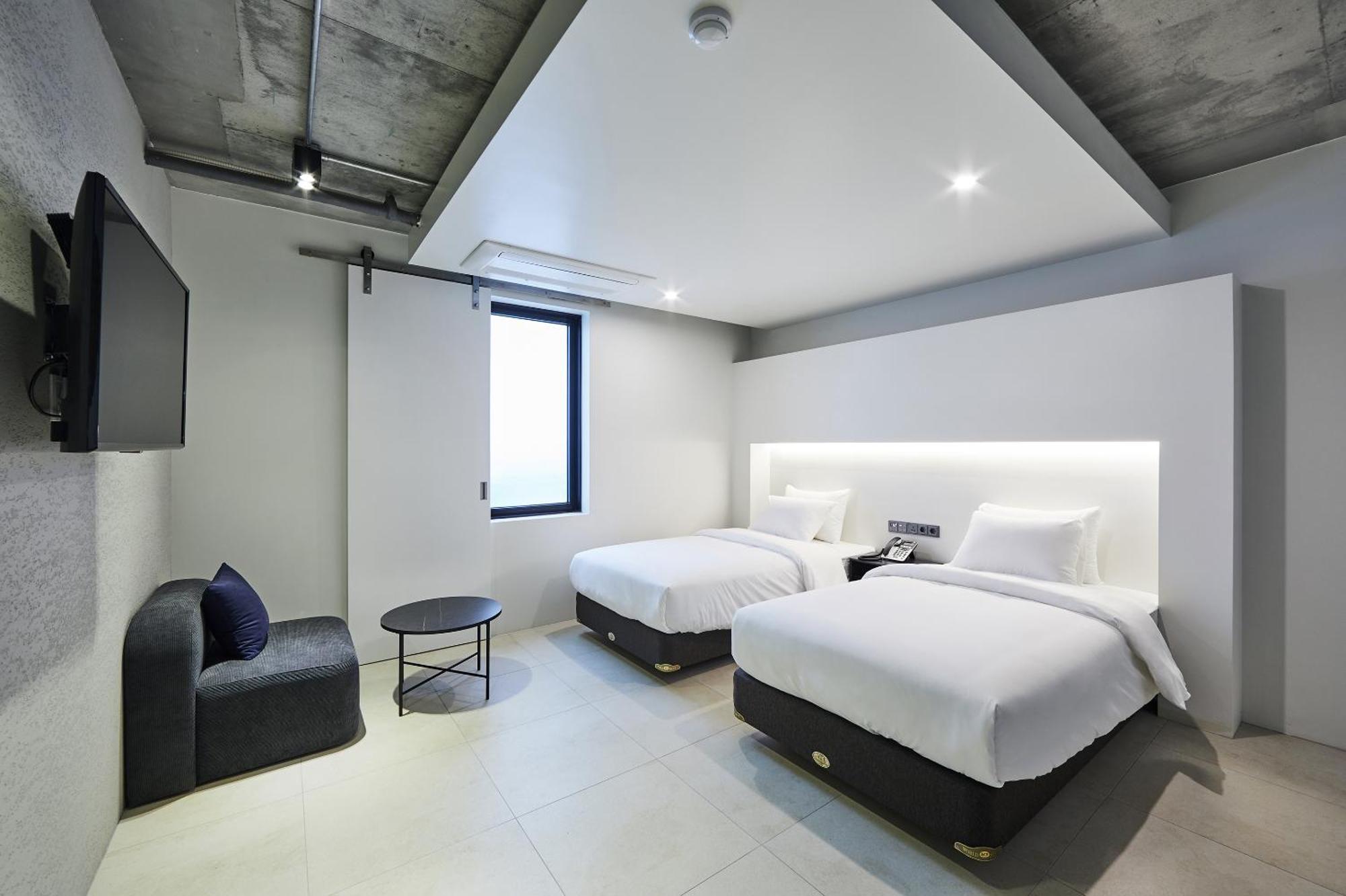 Hotel Intro Busan Exterior photo