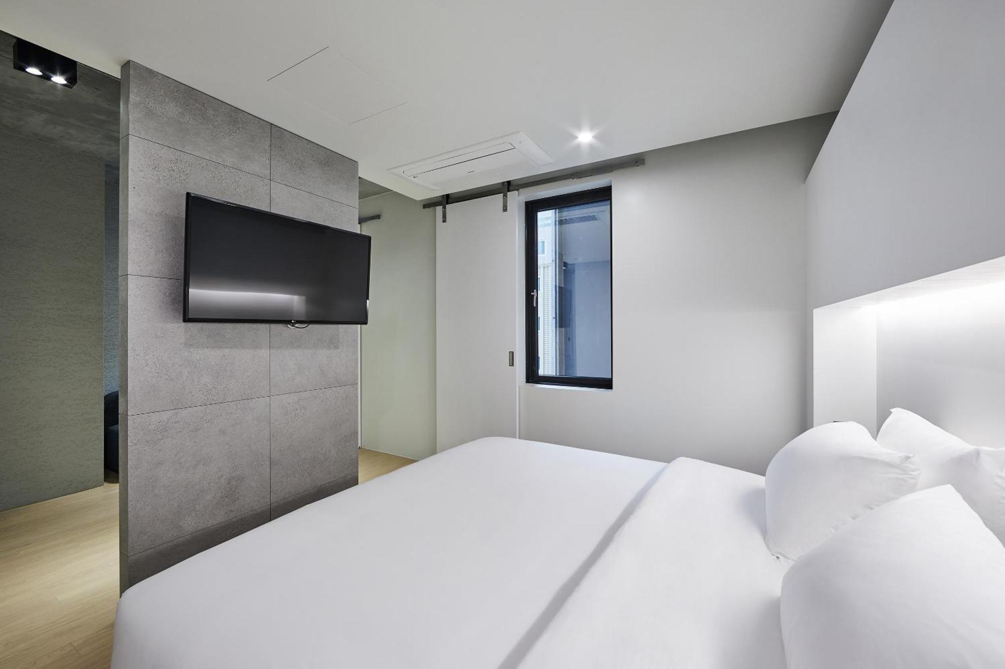 Hotel Intro Busan Exterior photo
